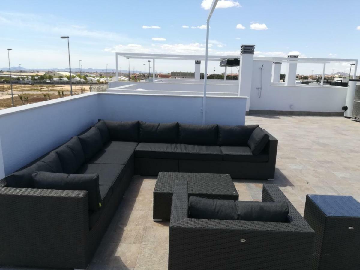 Lamar House Pilar de la Horadada Extérieur photo